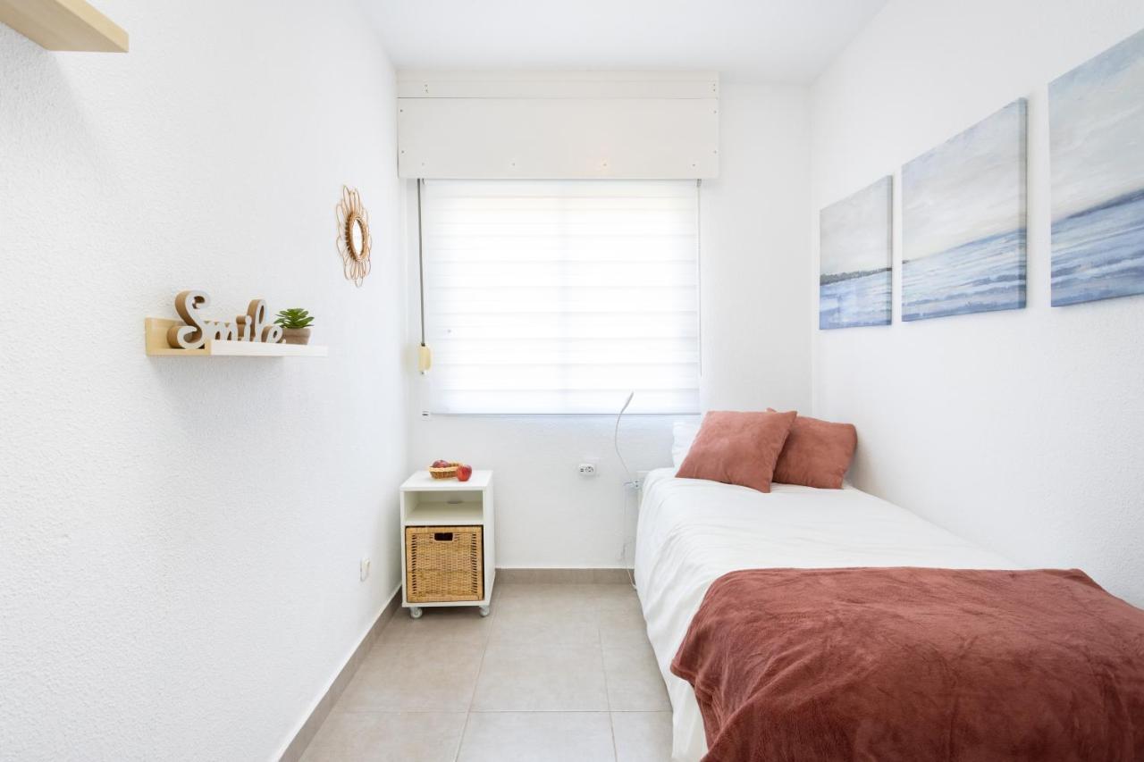 Home2Book Comfy Seaside Apartment Cristimar, Pool 로스크리스티아노스 외부 사진